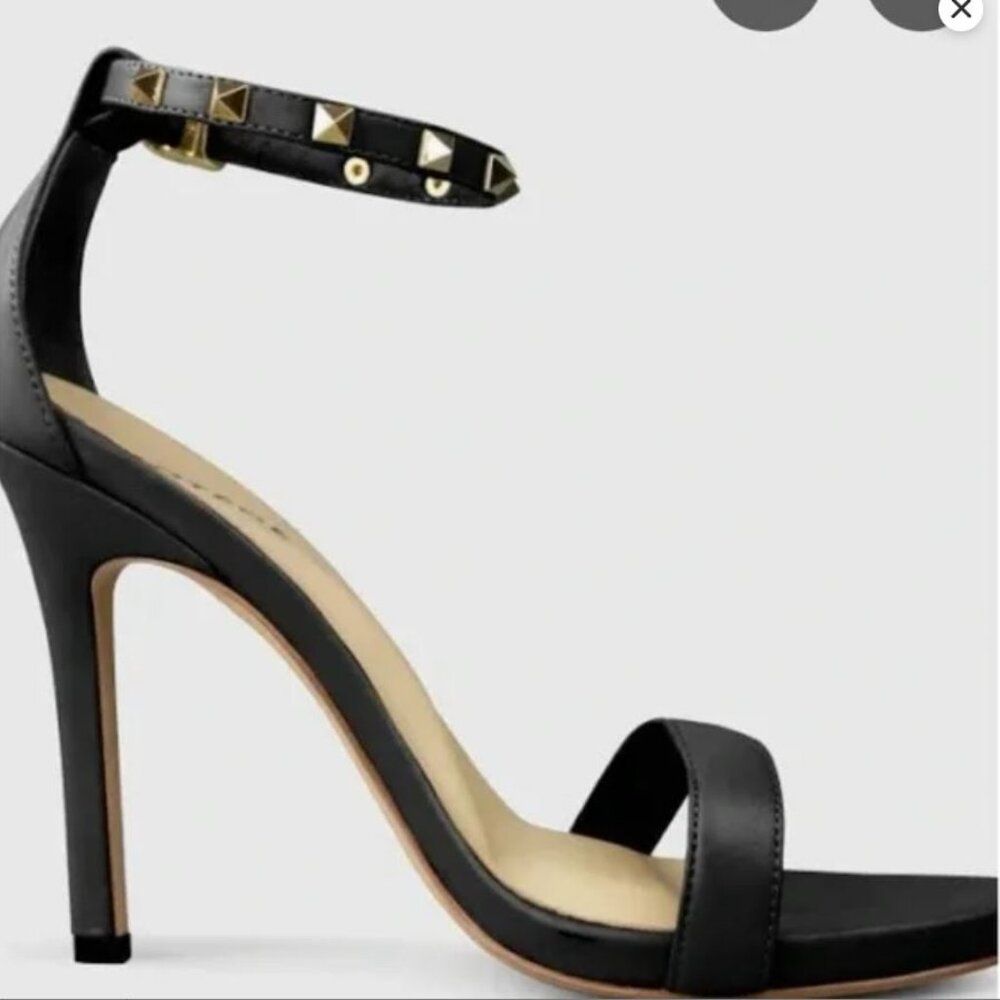 NIB! Protege Painless Stilletos-